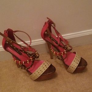 Spiked platform heels